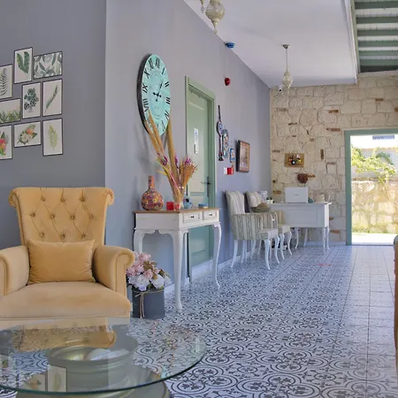 Elda Boutique Alaçatı