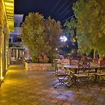 Elda Boutique 3* アラカティ
