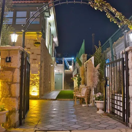 Elda Boutique Hotel 3*